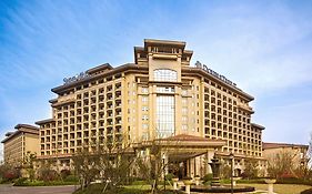 Doubletree by Hilton Ningbo Beilun Hotel